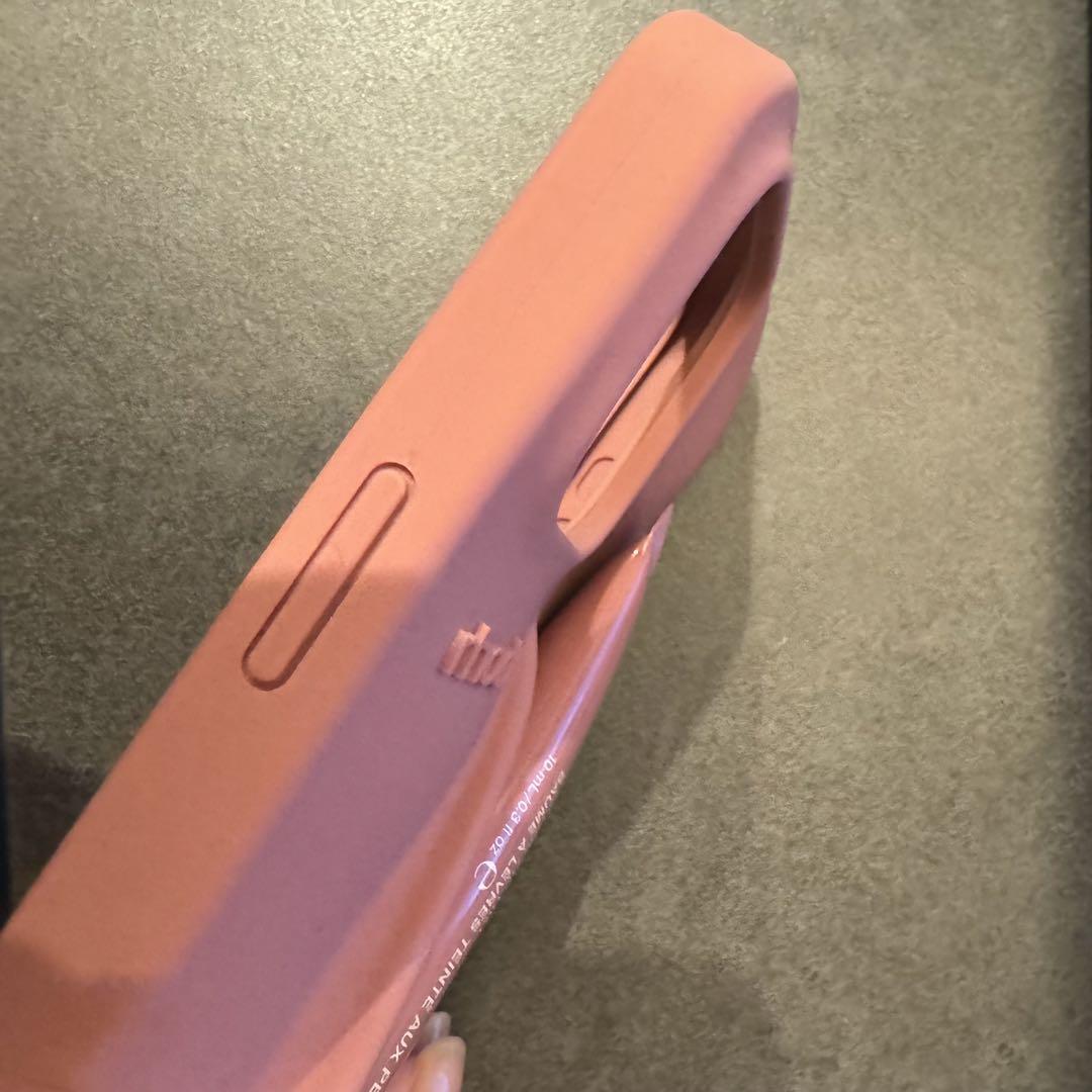 Rhode iPhone(15pro)ケース&リップセット