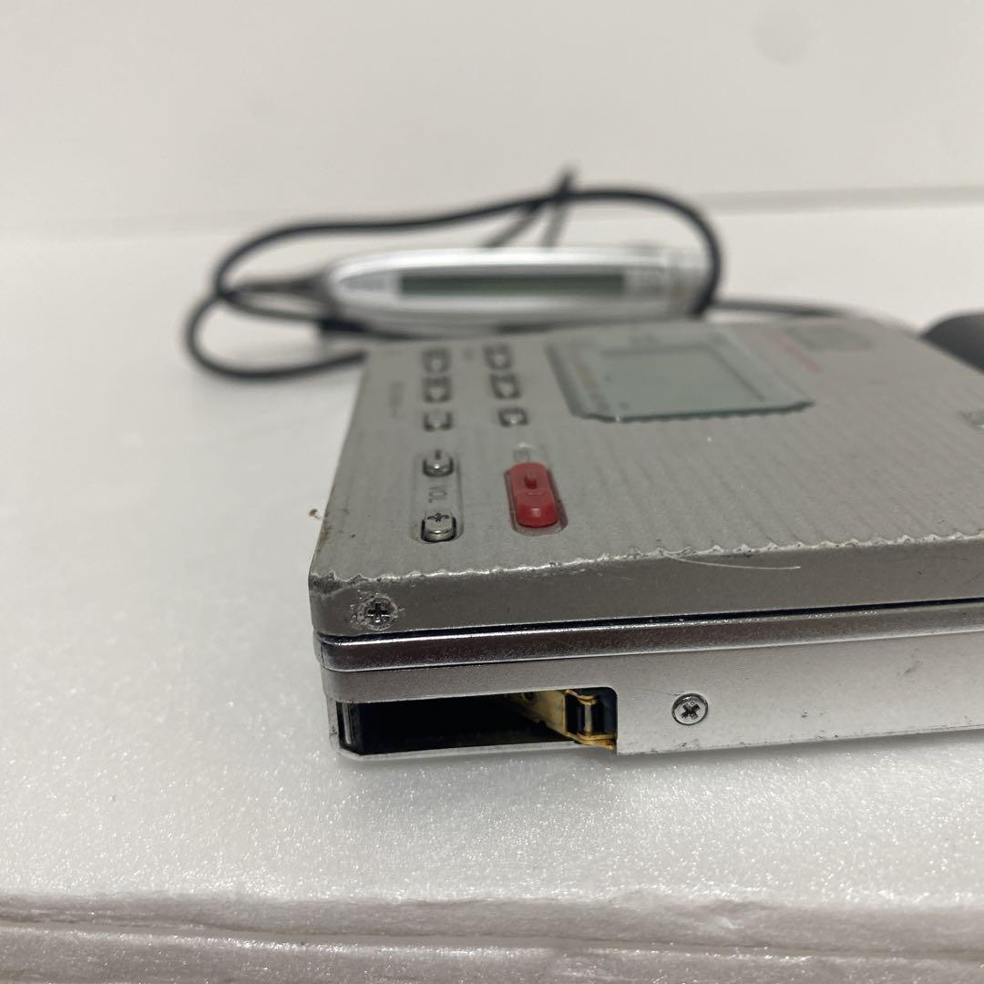 SONY MD WALKMAN ソニー MDウォークマン MZ-R90 シルバー