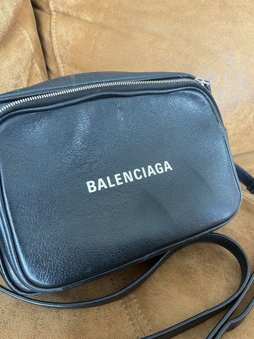 BALENCIAGA ブラック レザー ショルダーバッグ工場 直営 店