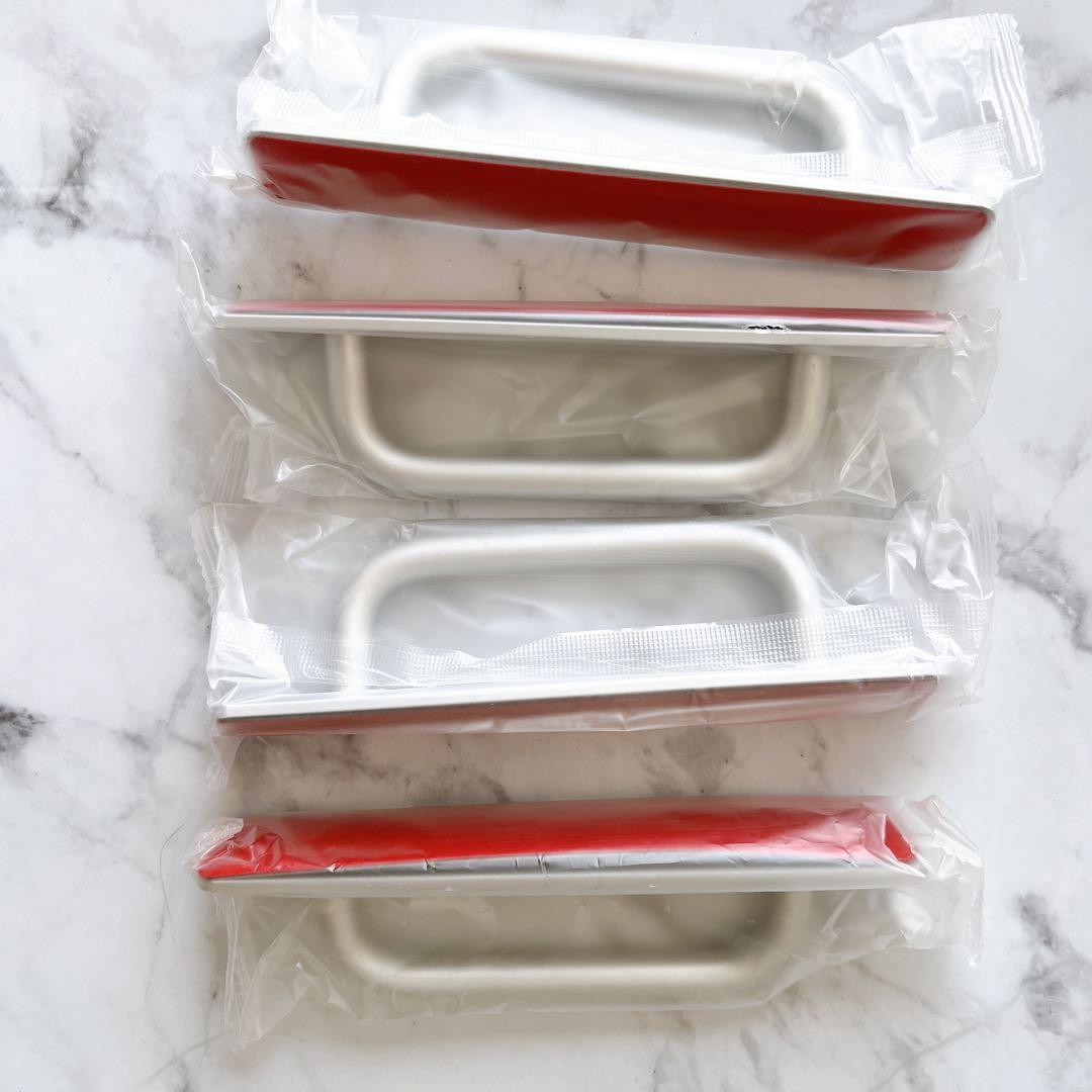 ドア取手 引き出し取手 4個 ドアハンドル 自己粘着式 ミニ合金 シルバー ドア取手 引き出し取手 4個 ドアハンドル 自己粘着式 ミニ合金 シルバー