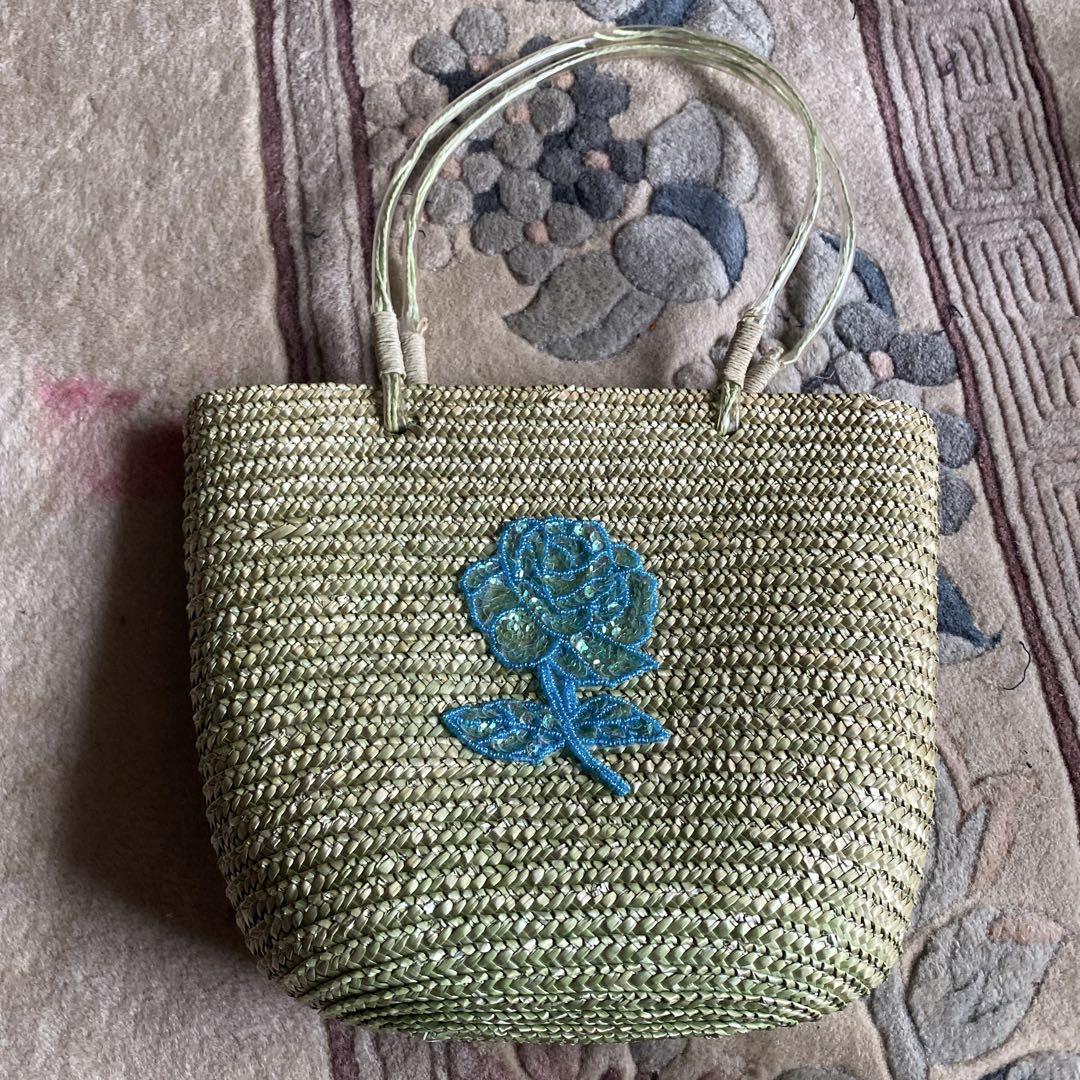 カラフルな刺繍のかごバッグ org.jpg