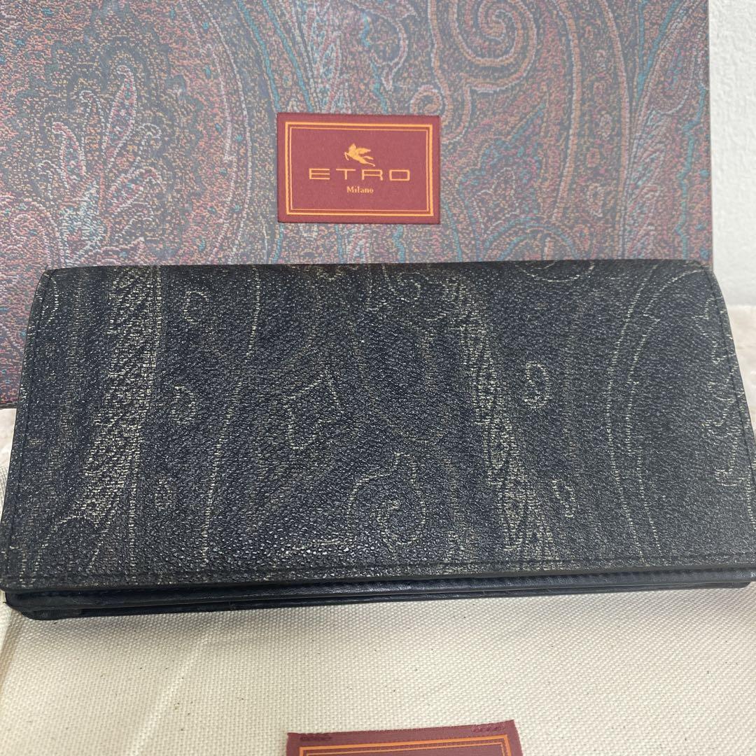 ETRO ロゴプレート ペイズリー二つ折り長財布 美品〔ETRO〕二つ折り長財布 ペイズリー柄 個性派 メンズ