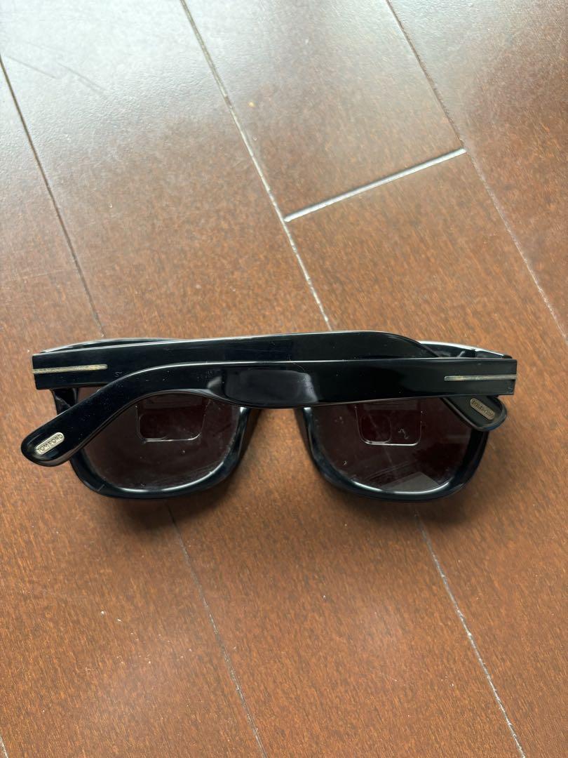 TOM FORD トムフォード サングラス ブラック TF198