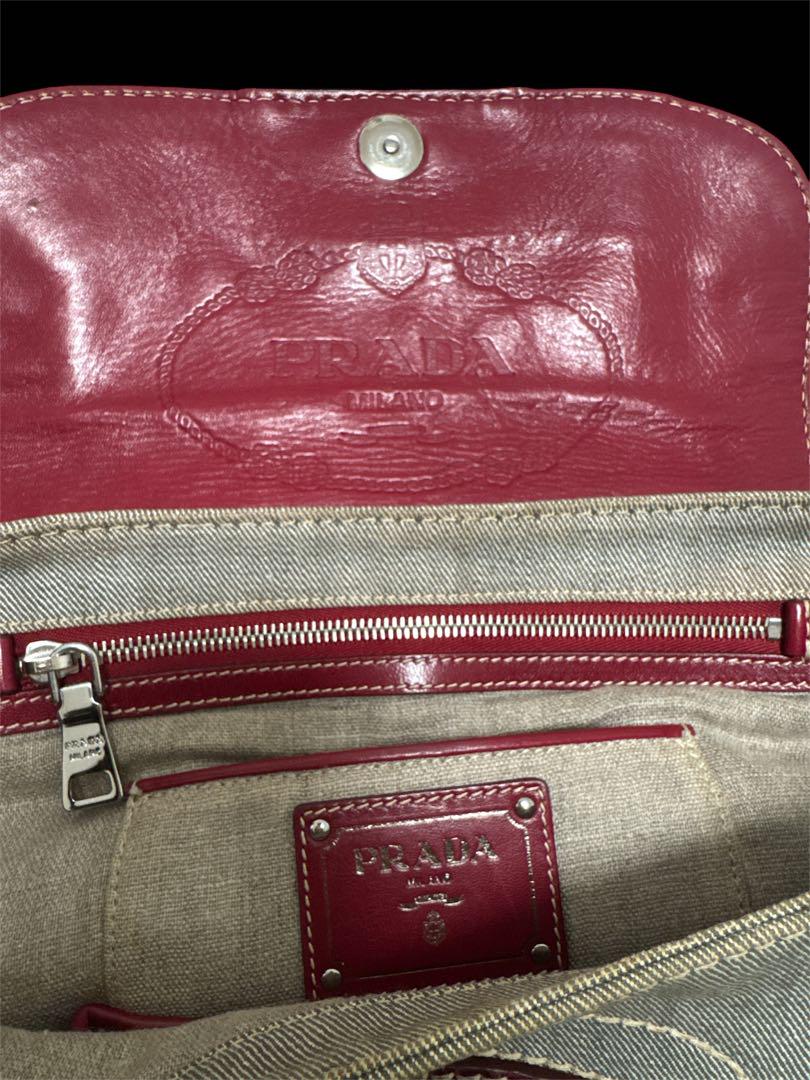 PRADA グレー ショルダーバッグ　キャンバス素材
