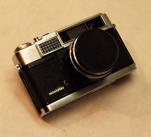 【整備済・完動品】35ｍｍフイルムカメラ ＹＡＳＨＩＣＡ ministerです。