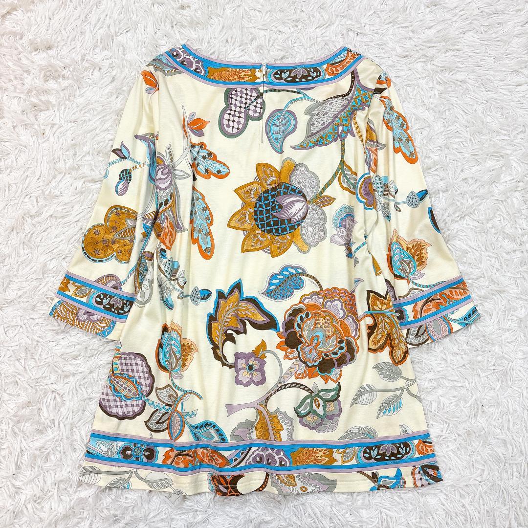 大きいサイズ42【美品】レオナール　総柄七分袖チュニック　トリム　ウォッシャブル