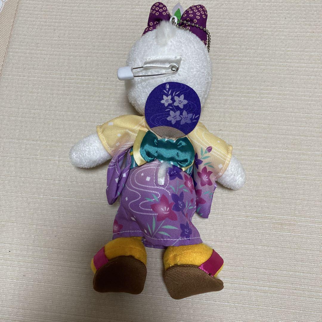 デイジーダック ぬいぐるみ バッジ4体セット - メルカリ