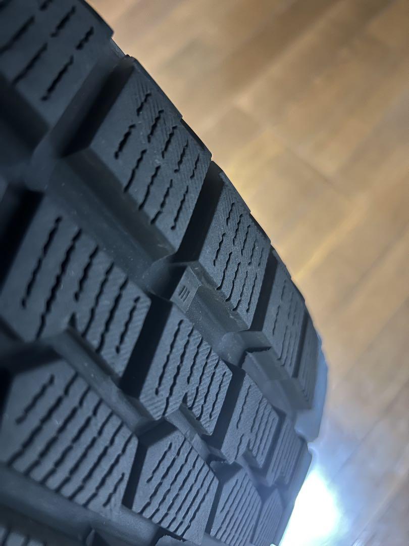 235/50 R20 スタッドレスタイヤ　20インチホイール