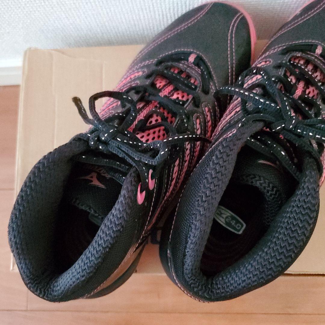未使用【MIZUNO（ミズノ）】ウェーブダイバースLG2 黒&ピンク