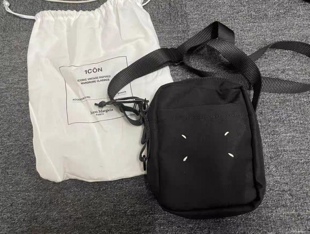 Maison Margielaナイロンキャンバス ショルダーバッグ - バッグ