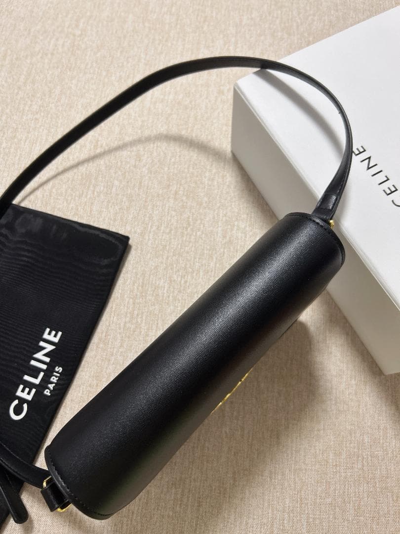 CELINE クラシック ミディアムトリオンフバッグ CELINE クラシック ミディアムトリオンフバッグ