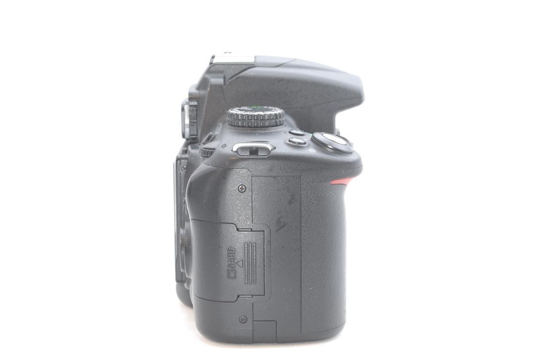 Nikon D5000