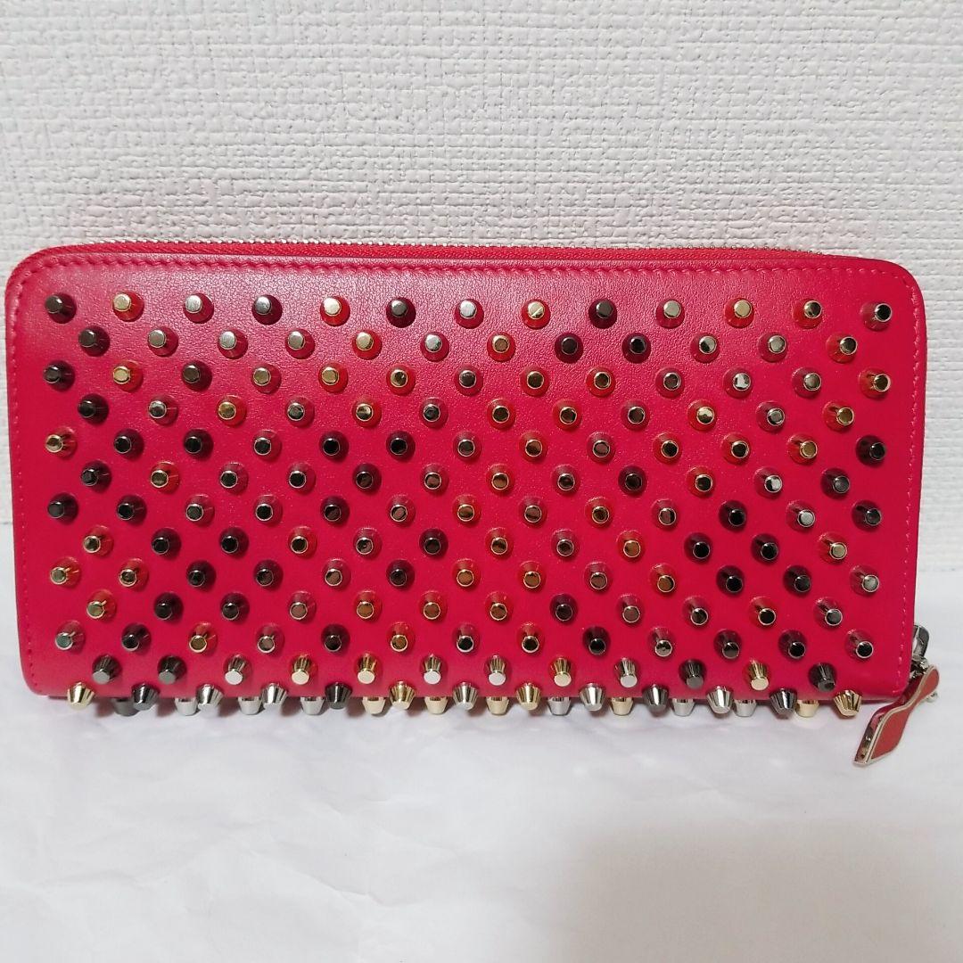 クリスチャンルブタン ラウンドファスナー 長財布 メタルスタッズ ルブタン