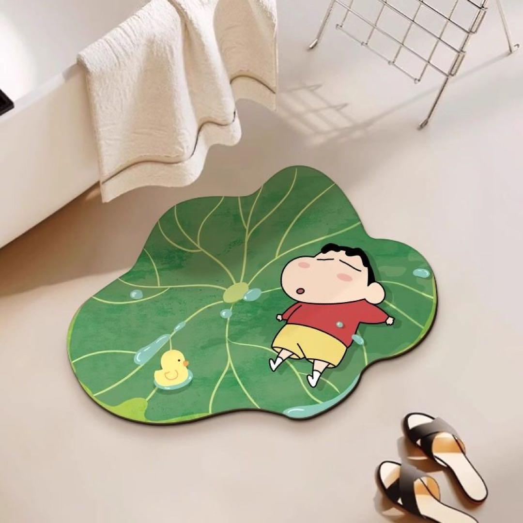 しんちゃん バスマット 葉っぱ型 70cm x 50cm