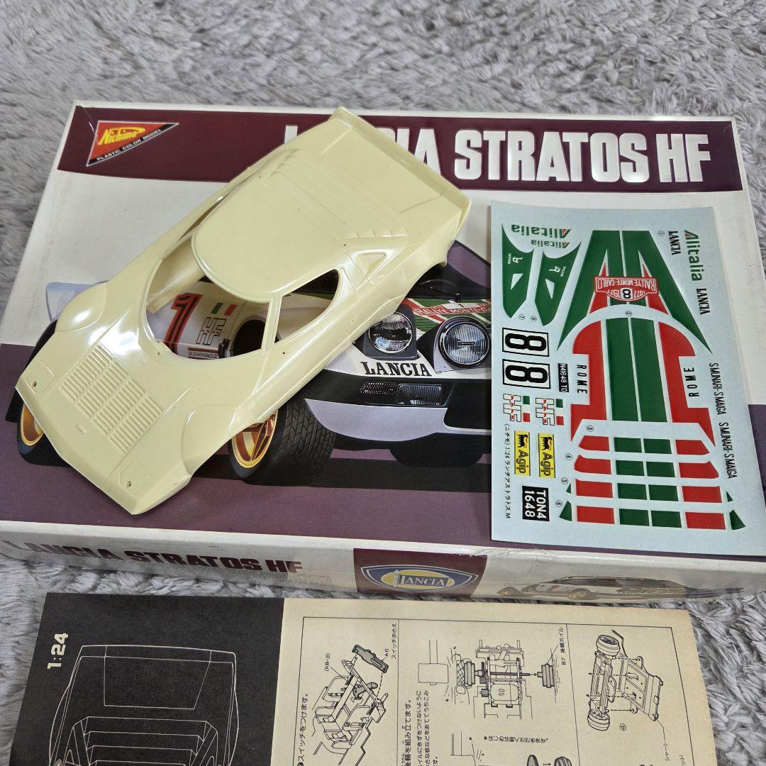 ニチモ　Lancia Stratos HF 1/24 1/24 Lancia Stratos HF Stradale w/Italian Girl Figure