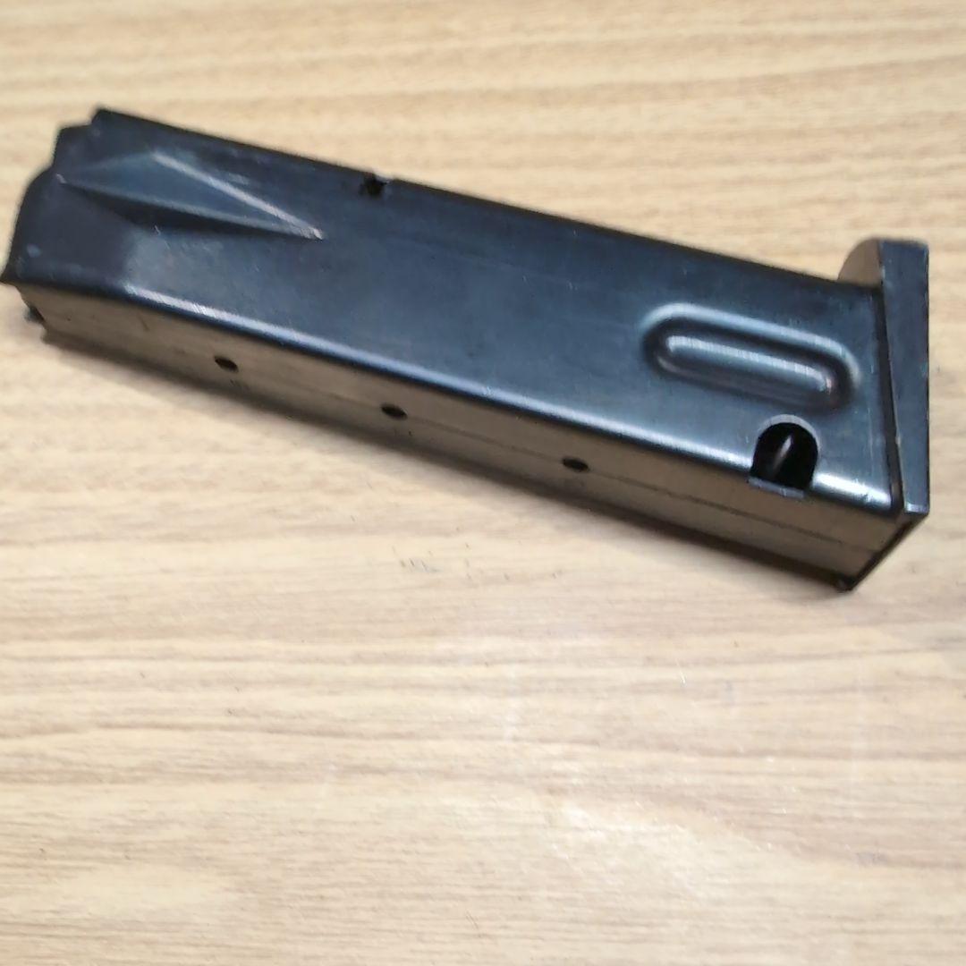 ベレッタM9