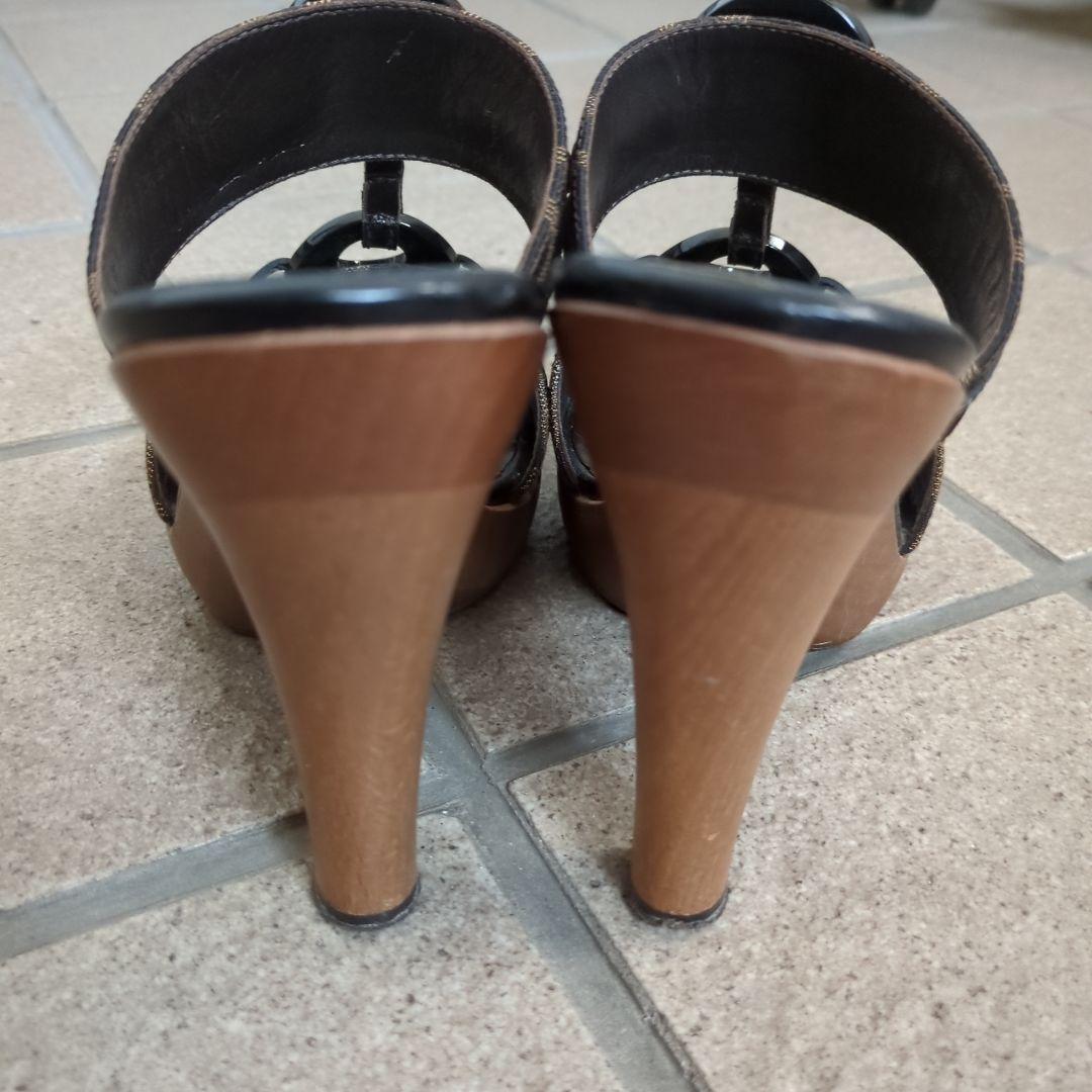 【FENDI】フェンディ　ミュール　サンダル　ズッカ　35 1/2 ブラウン　金 FENDI】フェンディミュールサンダルズッカ35 1/2 ブラウン金