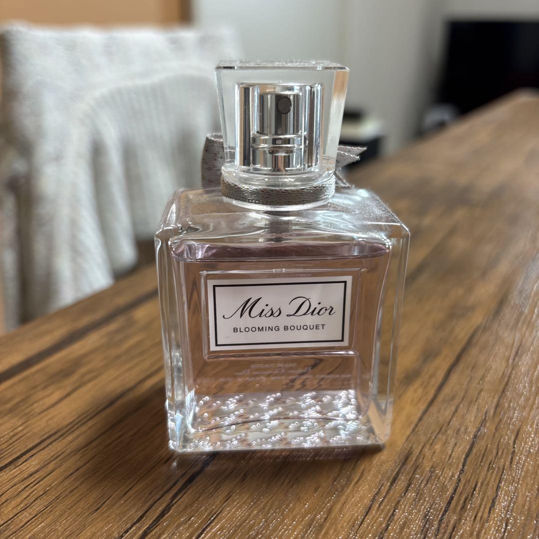 Dior ミス ディオール ブルーミング ブーケ オードゥトワレ 50ml