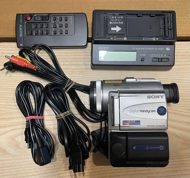 【正常動作美品】ソニー　MiniDVビデオカメラ　DCR-PC100