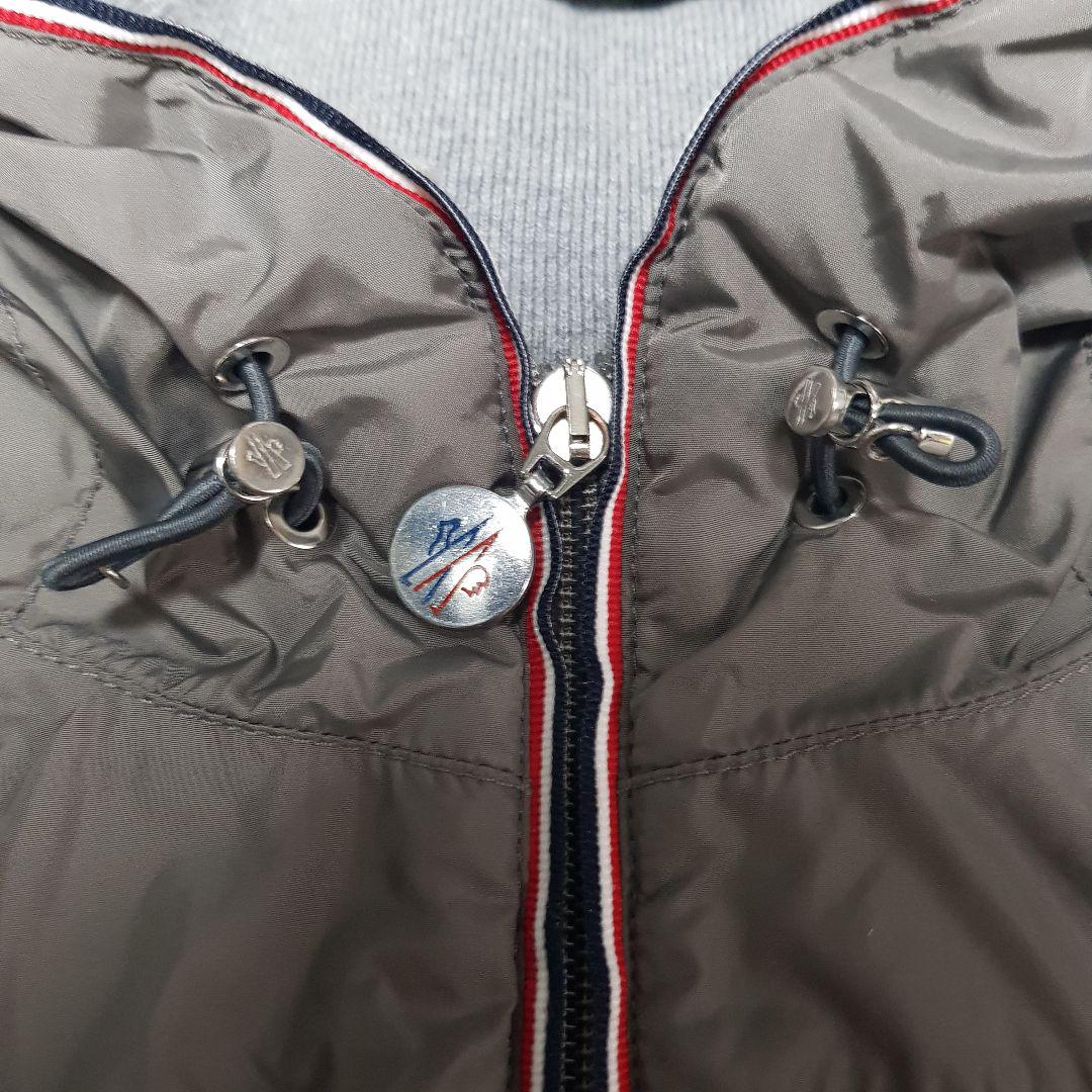MONCLER フルジップパーカー