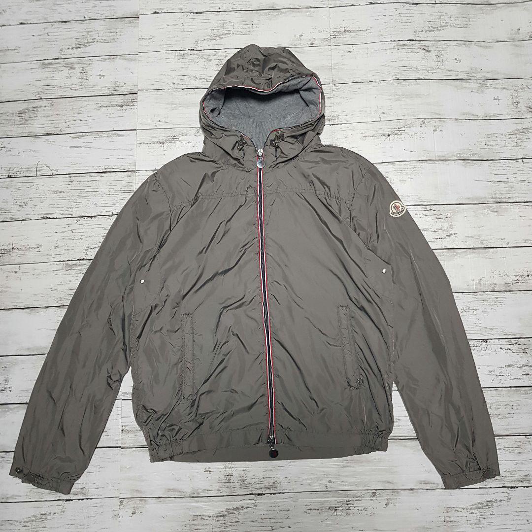 MONCLER フルジップパーカー