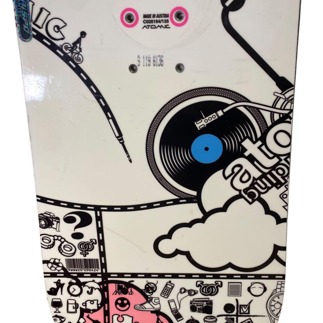 送料無料‼︎ atomic 135cm レディース　スノーボード　ボード　板