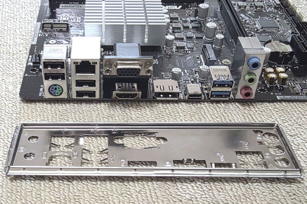 ASUS マザーボード N100M (Micro ATX) 中古 ASUS マザーボード N100M (Micro ATX) 中古 - メルカリ