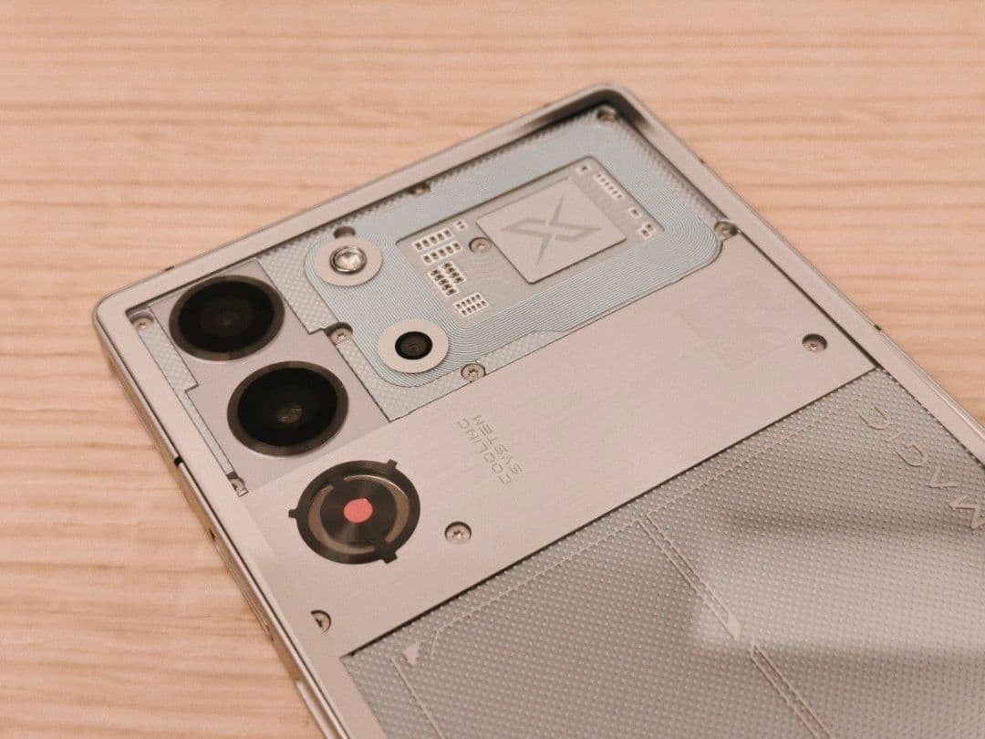 REDMAGIC moonlight 16GB512GBFeliCa対応おまけ付