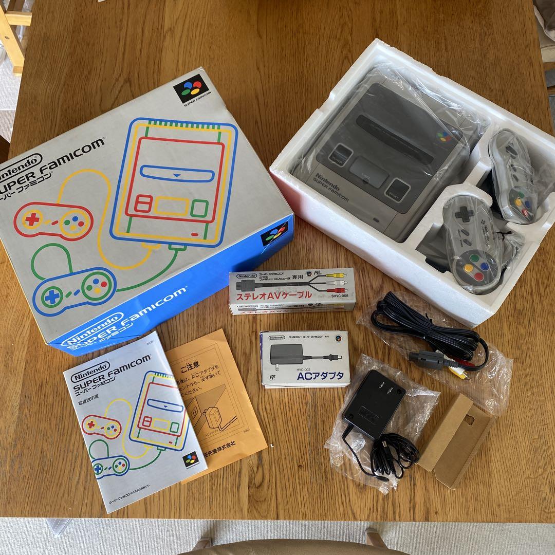 【美品】Nintendo SHVC-001 スーパーファミコン　本体