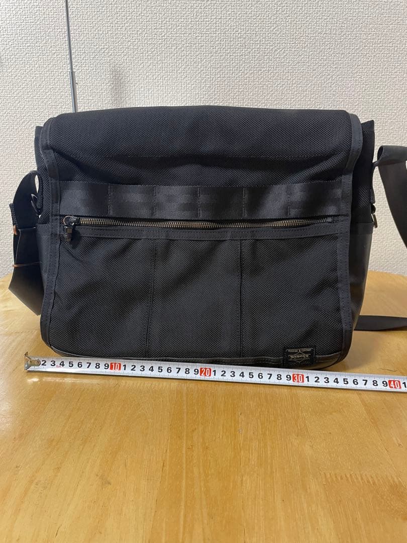 黒 ビジネス吉田カバン