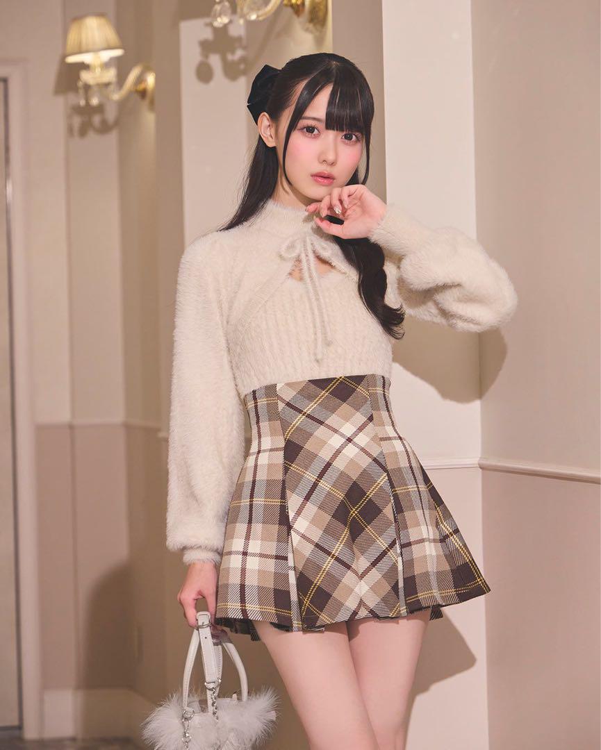 フレアチェックスカート