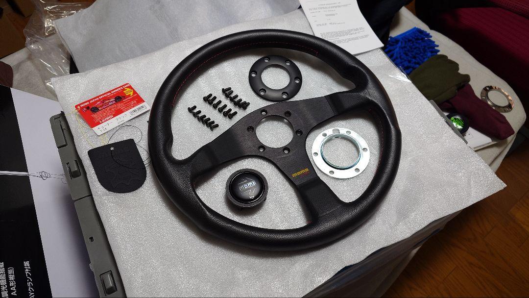 【のっち】MOMO ステアリング正規品　TUNER BLACK 350mm