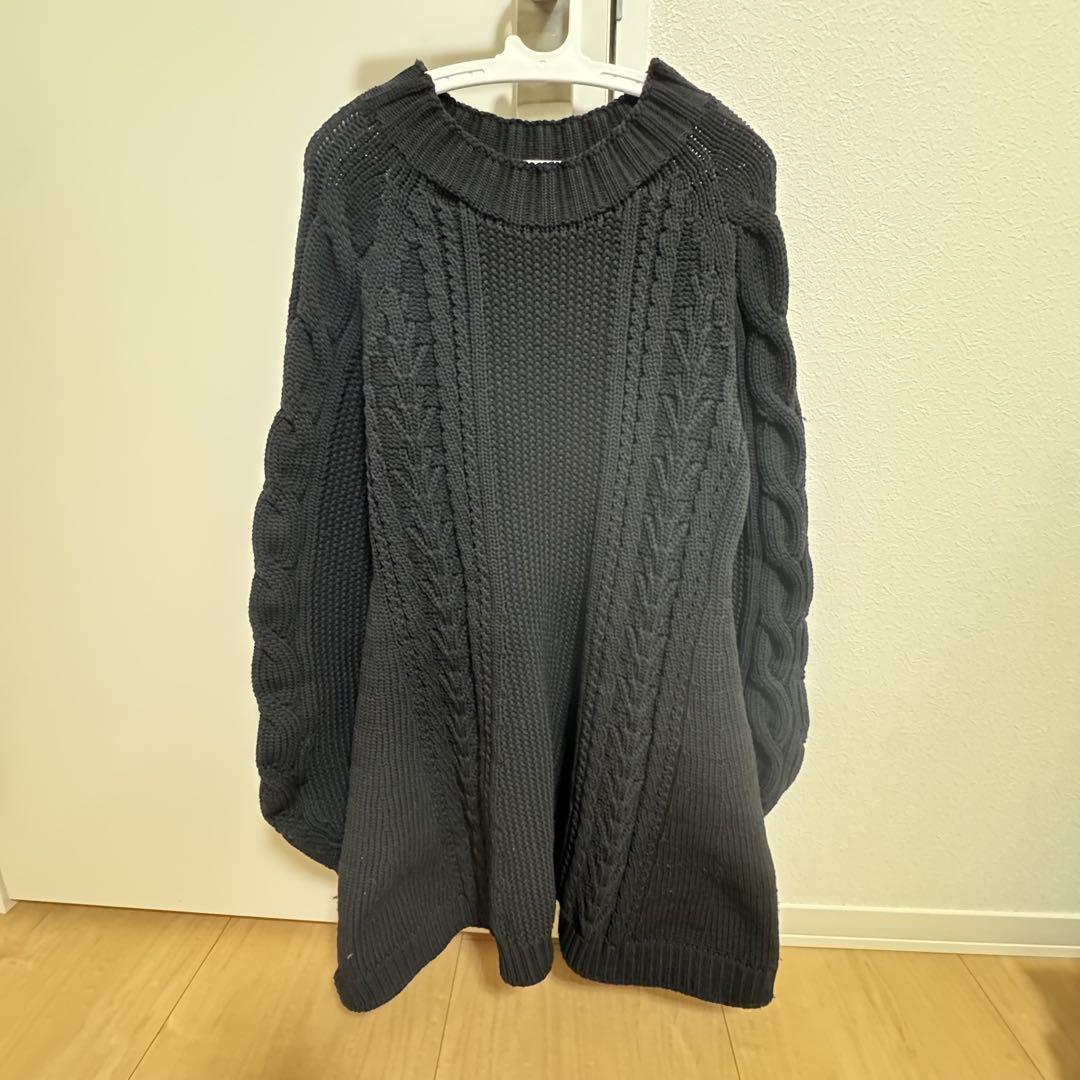 ペプラム ニット