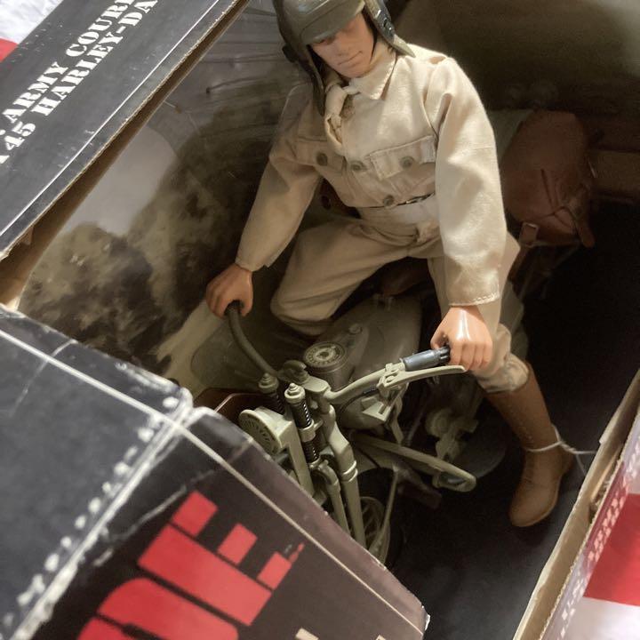ハズブロ製1/6ハーレー・ダビッドソンWLA45&アメリカ陸軍伝令兵