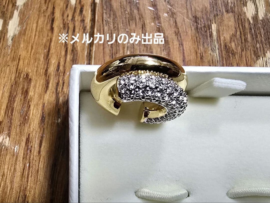 スワロフスキー Swarovski Dexteraイヤーカフ #5668808