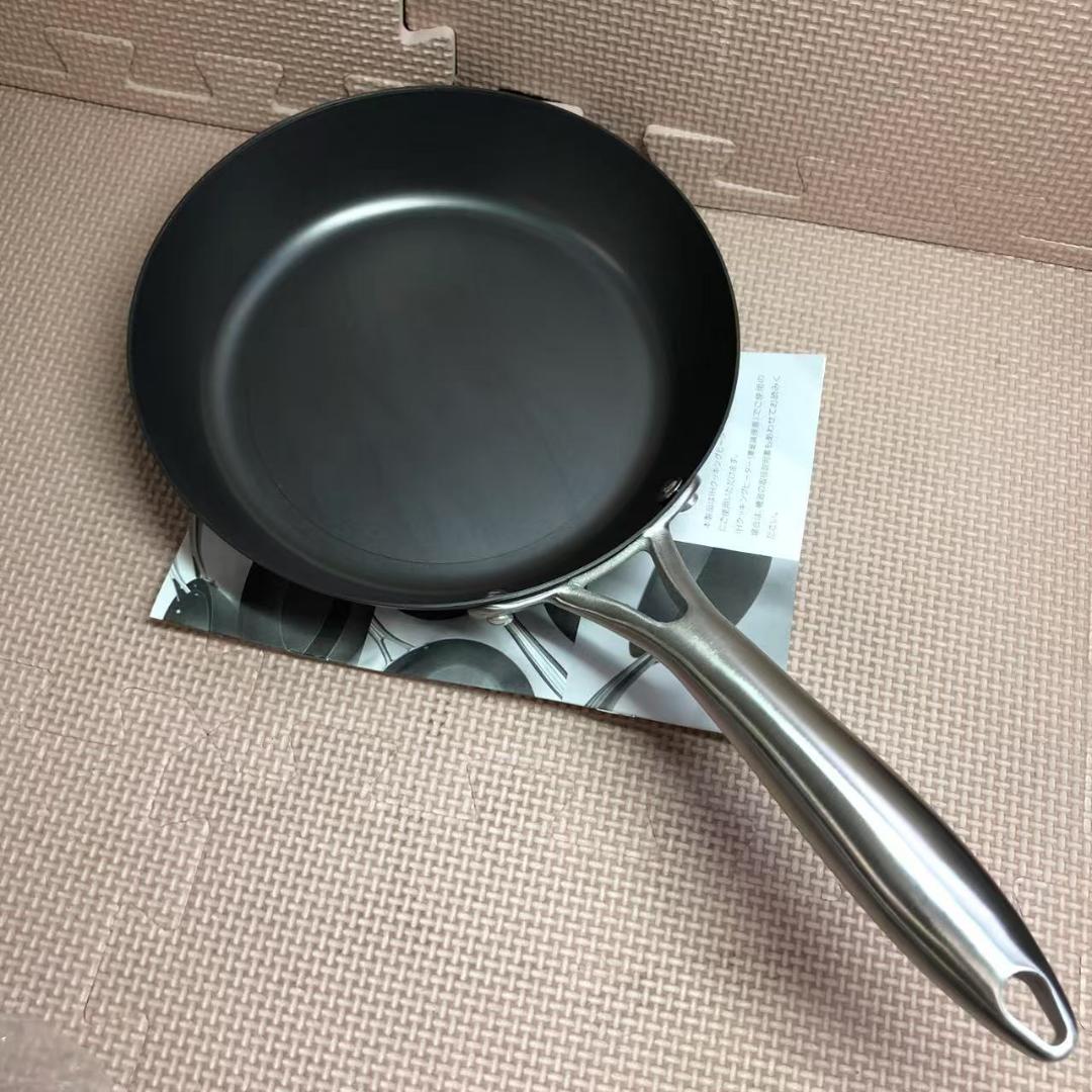 ビタクラフト 錆びにくい こびりつきにくい スーパー 鉄 フライパン 20cm