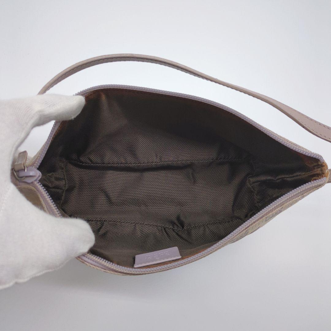 【即完売注意・良品】グッチ☆アクセサリーポーチ ハンドバッグ GGキャンバス