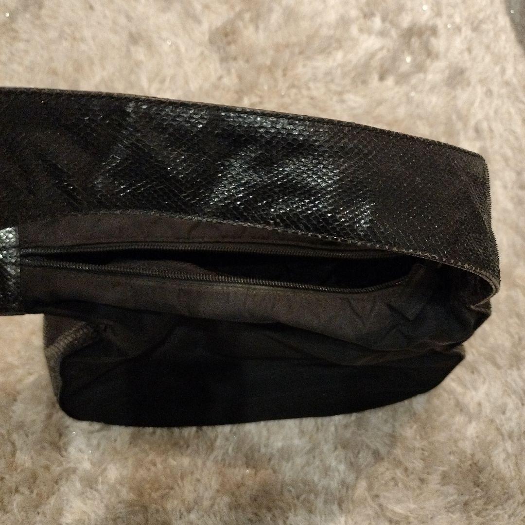 PRADA ブラック ショルダーバッグ