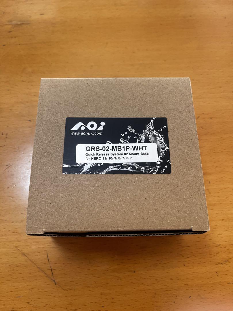 QRS-02-MB1P-WHT マウントアダプター