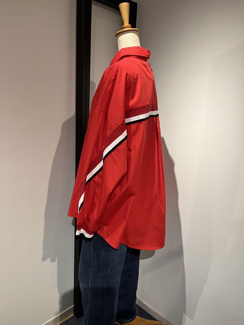 ♥️新品未使用♥️ MICALLEMICALLE レッドラインオーバーサイズシャツ