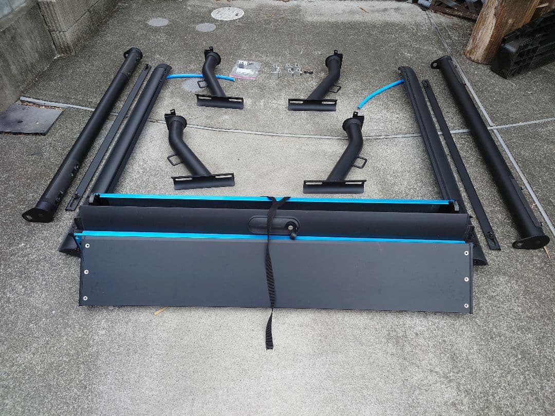 ハイラックス シャッタートノカバー