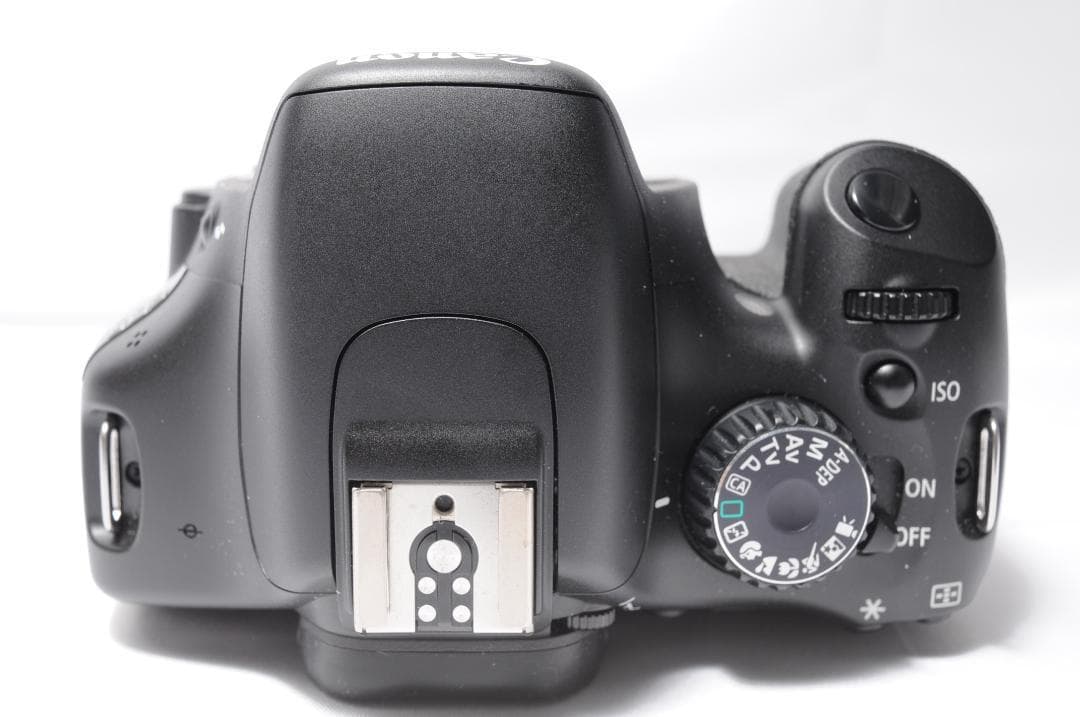 ✨Canon Kiss X4✨スマホ転送❣️ショット数少❣️専用バッグ❣️運動会最適❣️ ✨Canon Kiss X4✨スマホ転送❣️ショット数少❣️専用バッグ❣️運動会最適❣️