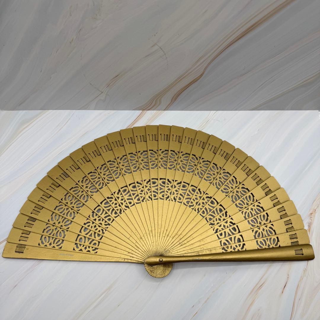 【ロエベ】扇子　アナグラム　ロゴ　ゴールド　ヴィンテージ