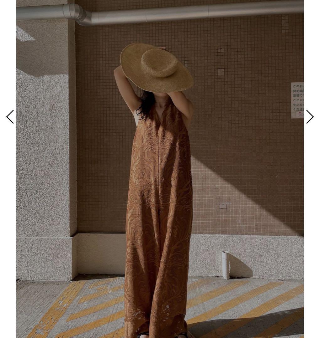 Ameri（アメリ）の「CHLOE V NECK ROMPERS（つなぎ