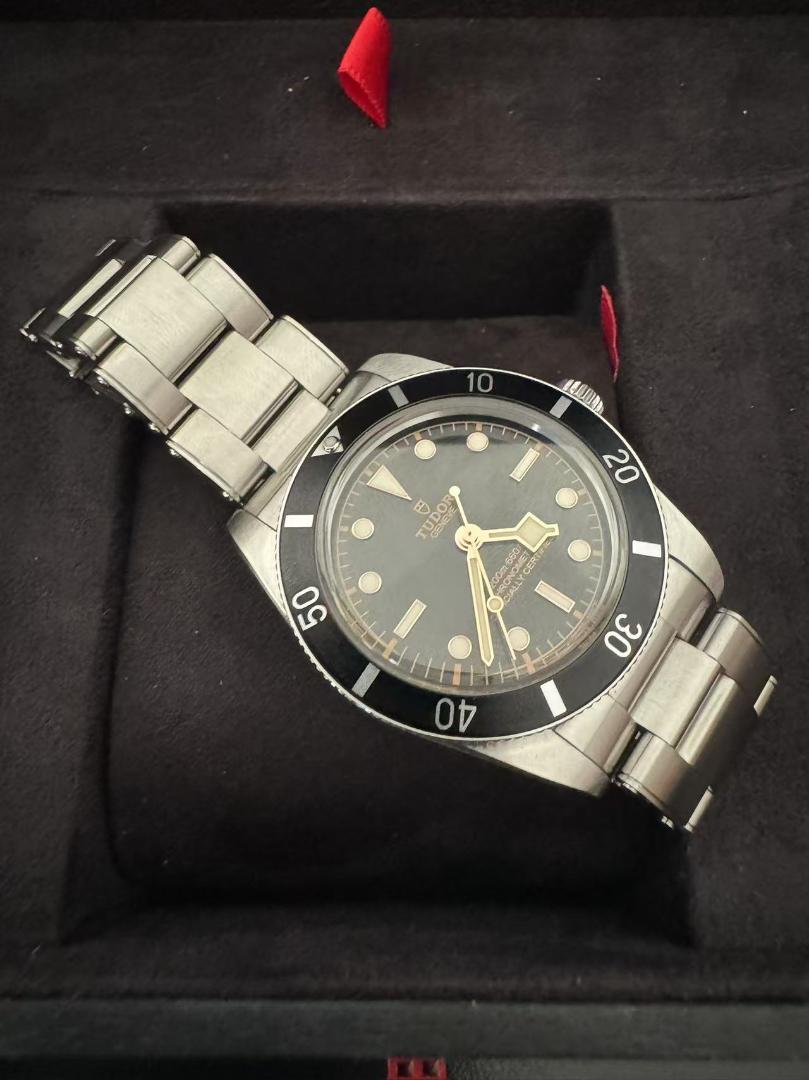 TUDOR チューダー