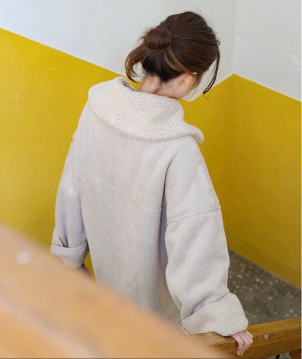 kastane ハイネックリバボアムートンジャケット 