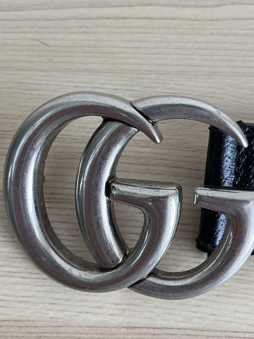 GUCCI 黒レザー GGロゴ ベルト