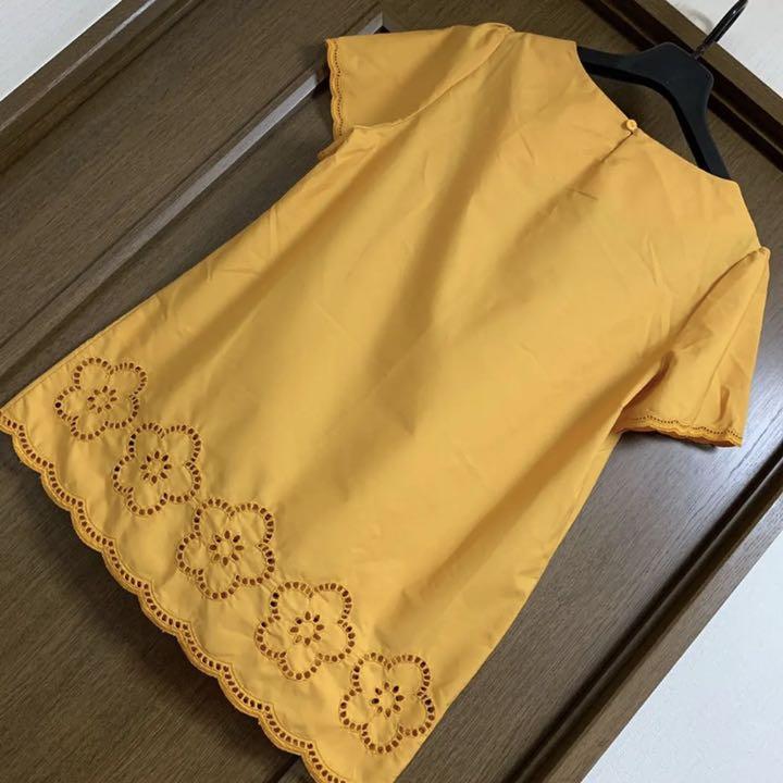 タグ付き新品♡ギャラリービスコンティ♡ブラウス チュニック フラワーカットワーク