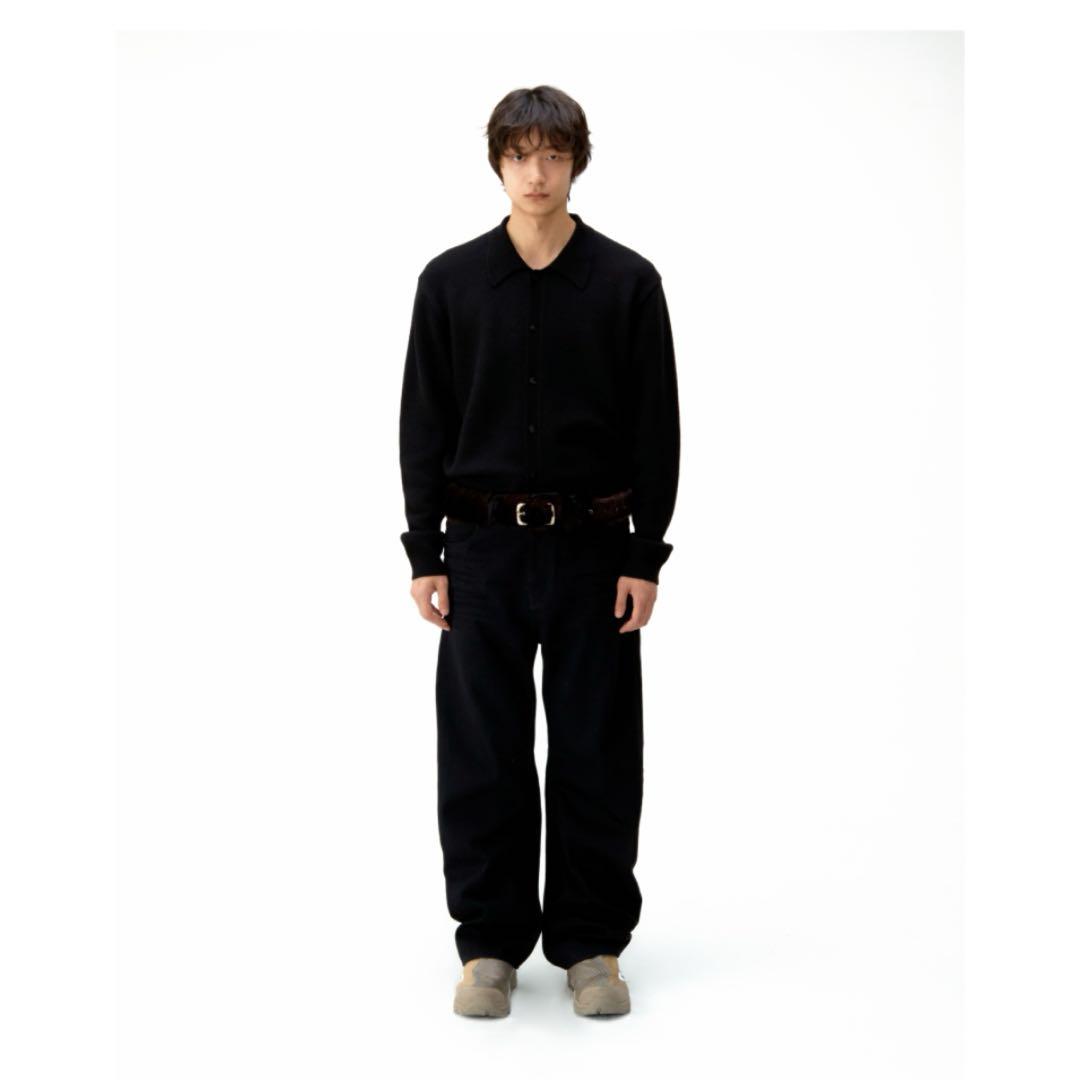 パンツ coor Embossed Washed Curved Denim