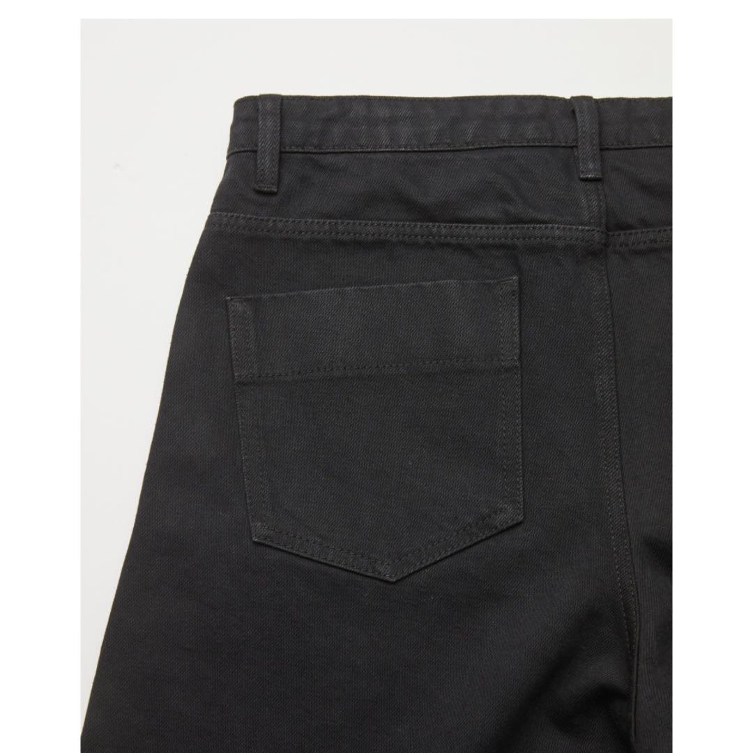 パンツ coor Embossed Washed Curved Denim